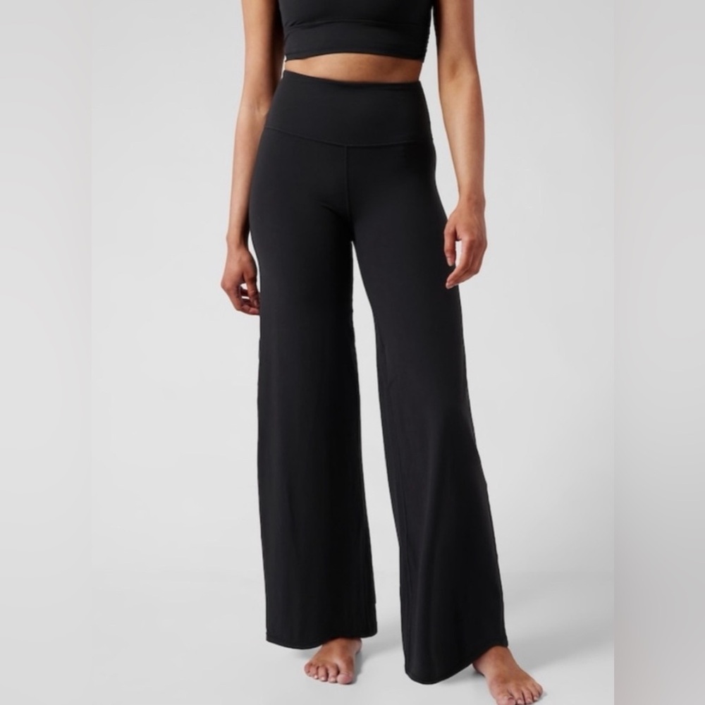 BRAND NEW! Athleta Black Elation Wide Leg Pant - XXS PETITE #798650 📌